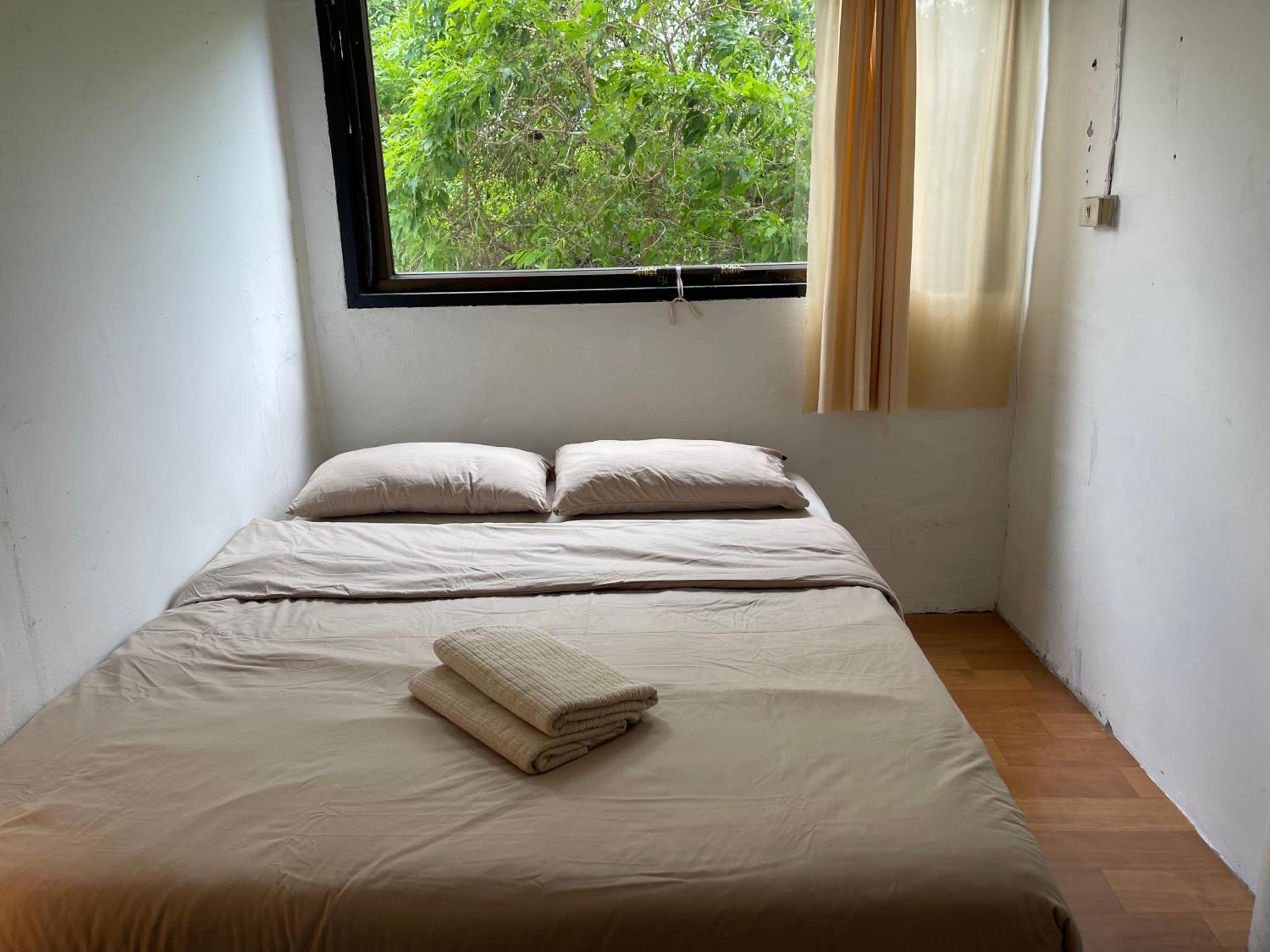 Budget Room Koh Phangan Pier With Ac Exterior foto